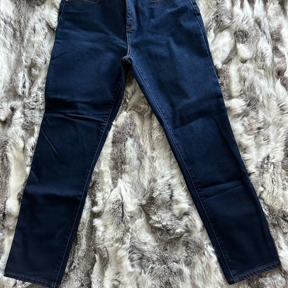 Chico’s so slimming girlfriend slim leg ankle size 4R slim fit jeans 👖worn once - Picture 3 of 13